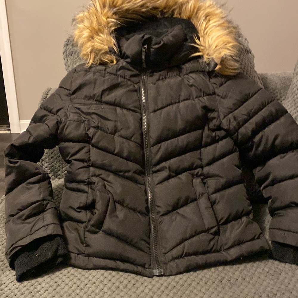Girls black winter jacket size 7/8